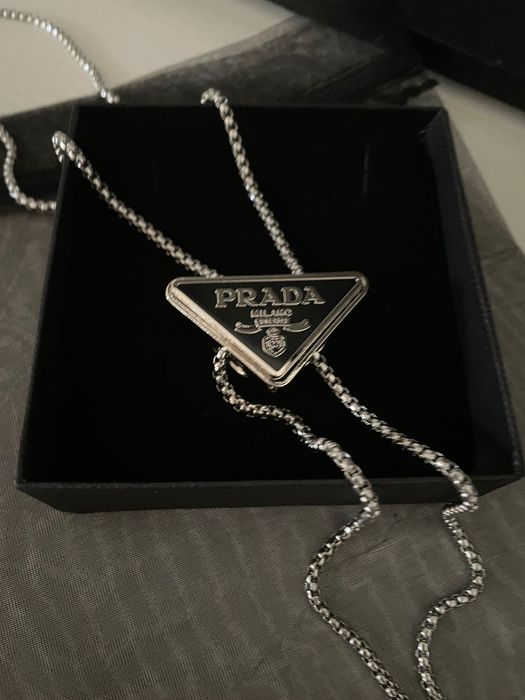 Дамски колиета чокъри