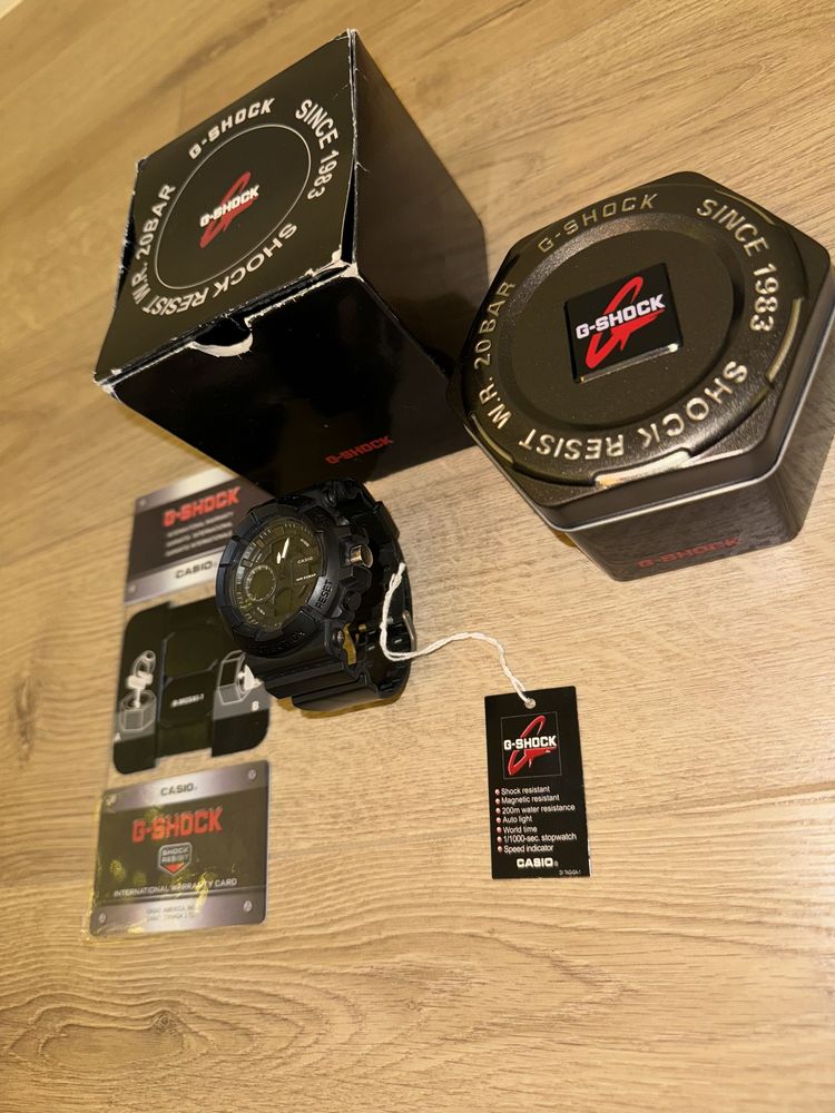 G-SHOCK часовник