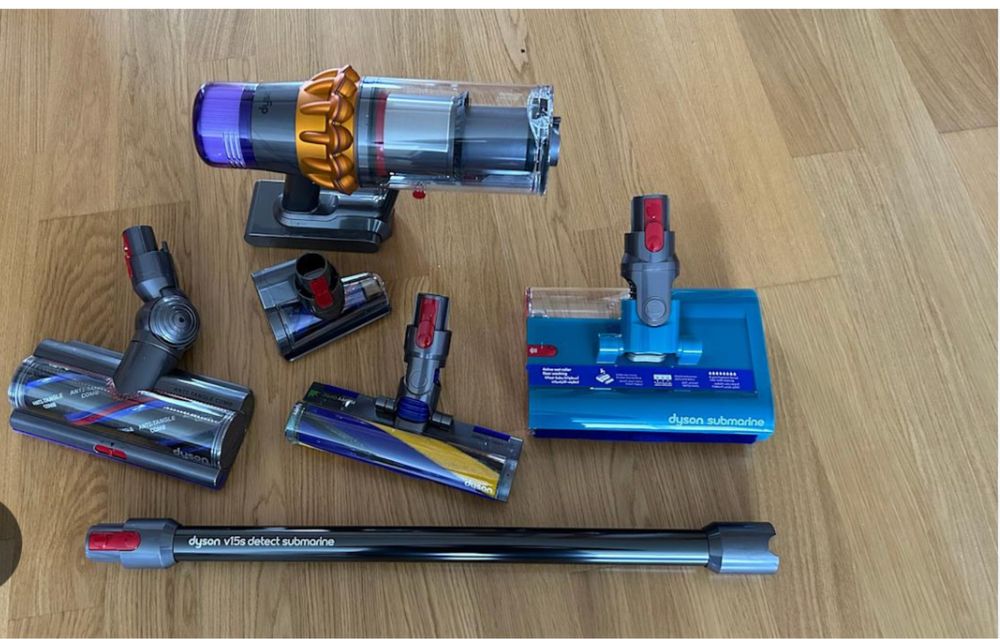 Dyson v15 submarine