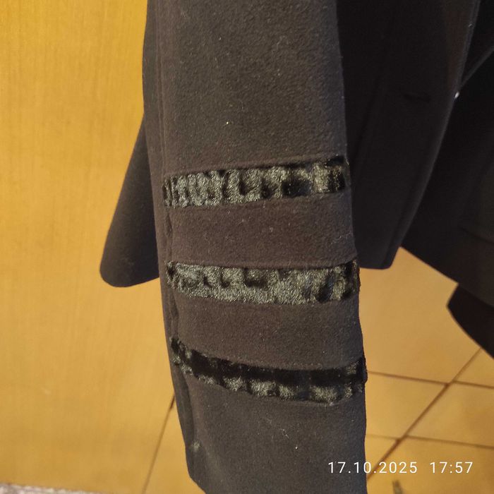 НОВО дамско луксозно турско палто ЧЕРНО р. М, СУПЕР евтино!