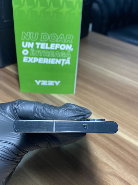 Samsung Galaxy S23  Ultra / Garanție 24 luni / 256 Gb / Ca nou