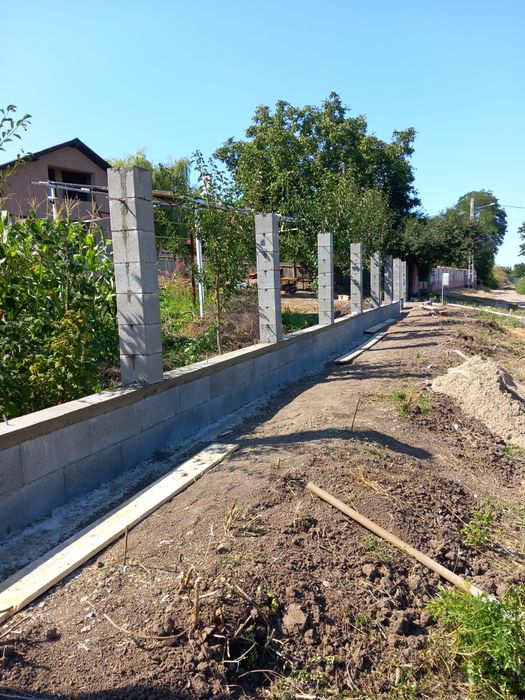Construim garduri și porți la comanda clientului