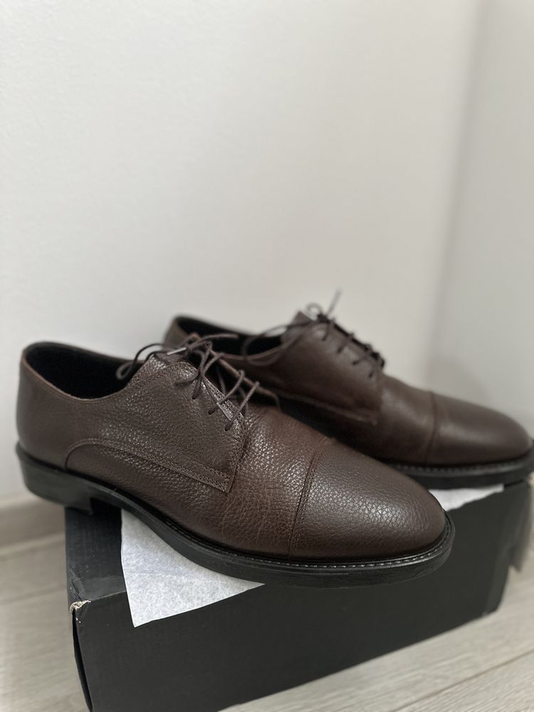 Pantofi eleganti, piele