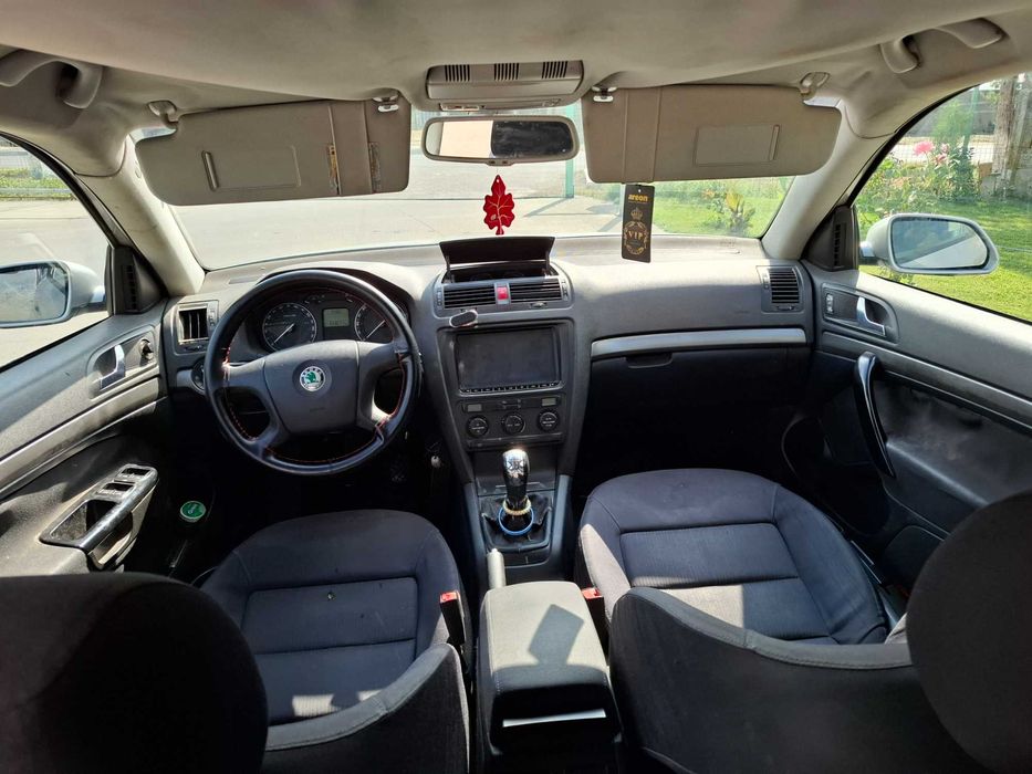 Skoda octavia 2 1.6 benzina 2005