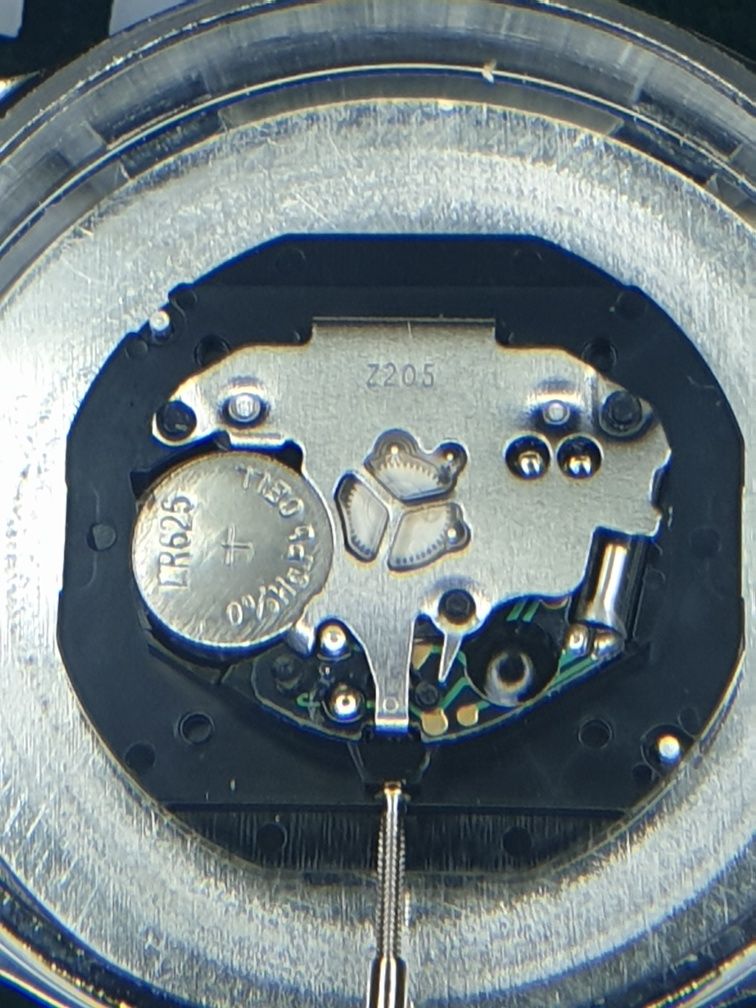 Tipul de produs:  Ceas Quartz 
Format:  Rotund
Diametrul carcasei f.c.