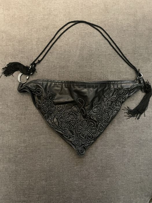 Кожена чанта с цветя