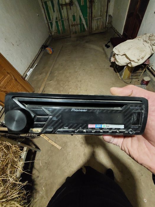 Pioneer Deh-s1052ub. Avto magnitola sotiladi