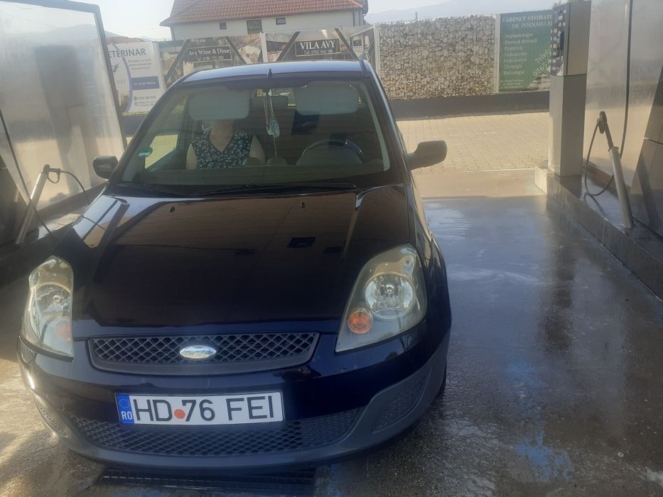 Vind ford fiesta