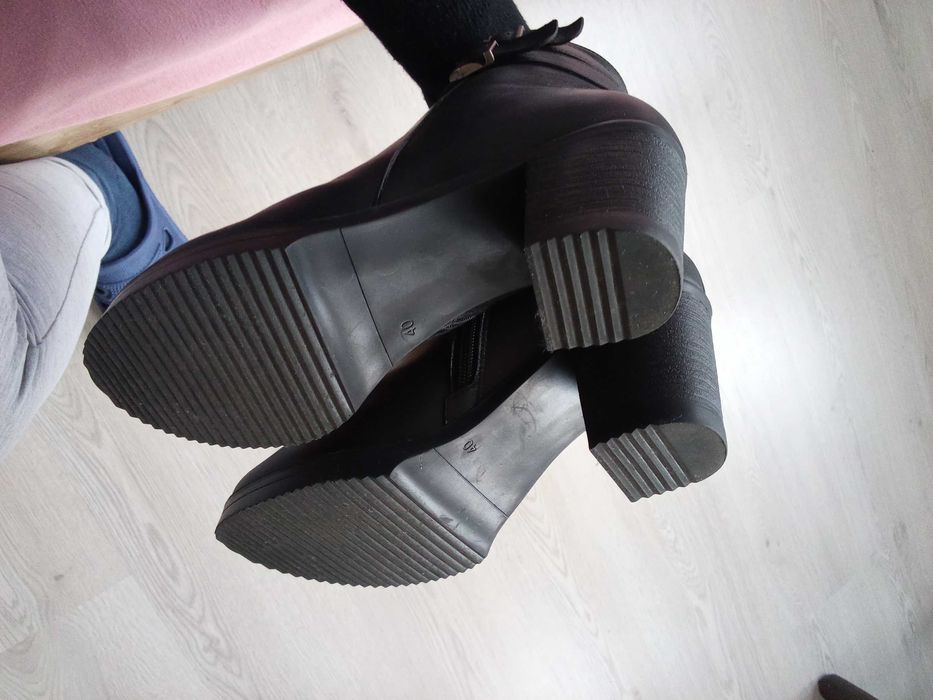 Дамски зимни боти