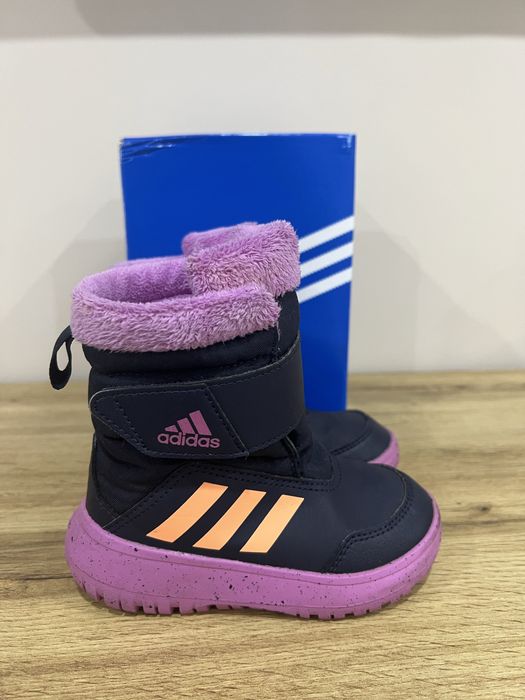 Зимни ботуши за момиче Adidas