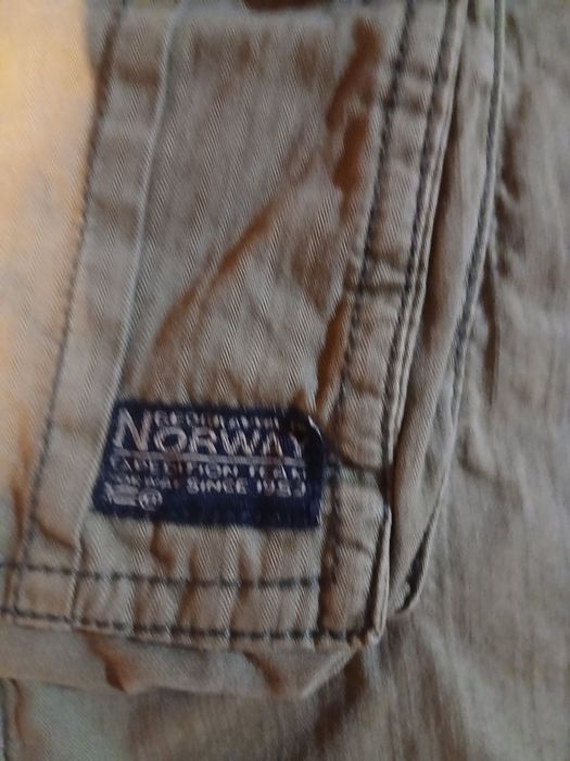 Pantaloni scurți GEOGRAPHICAL NORWAY  noi fără etichetă, mărimea L