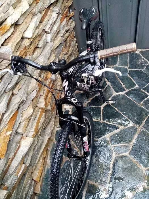 Велосипед Алуминиев Specialized hardrock 13. Кг 24 скорости