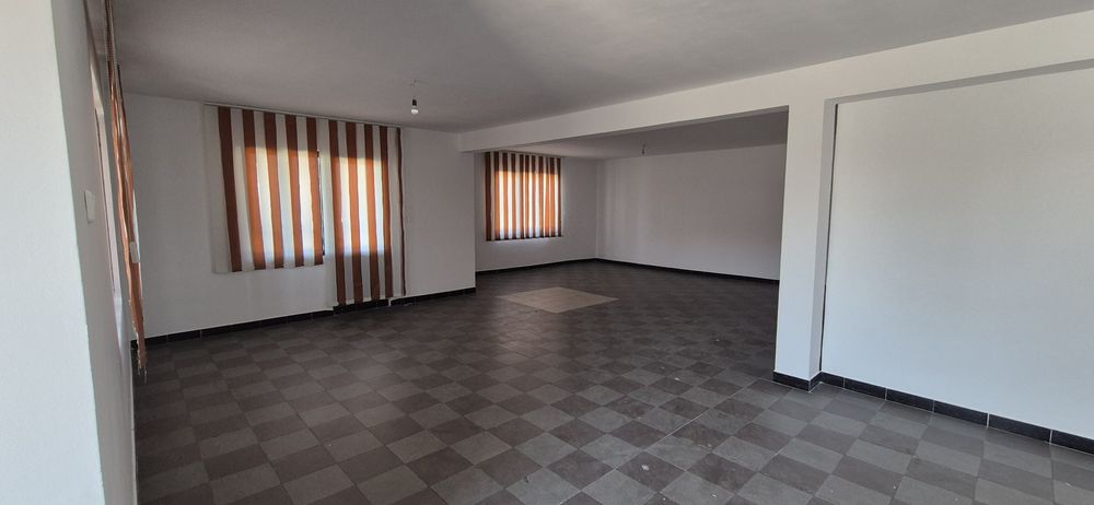 Spatiu de închiriat