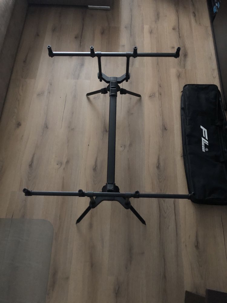 Rod pod 4 posturi FL Black Edition FL 158