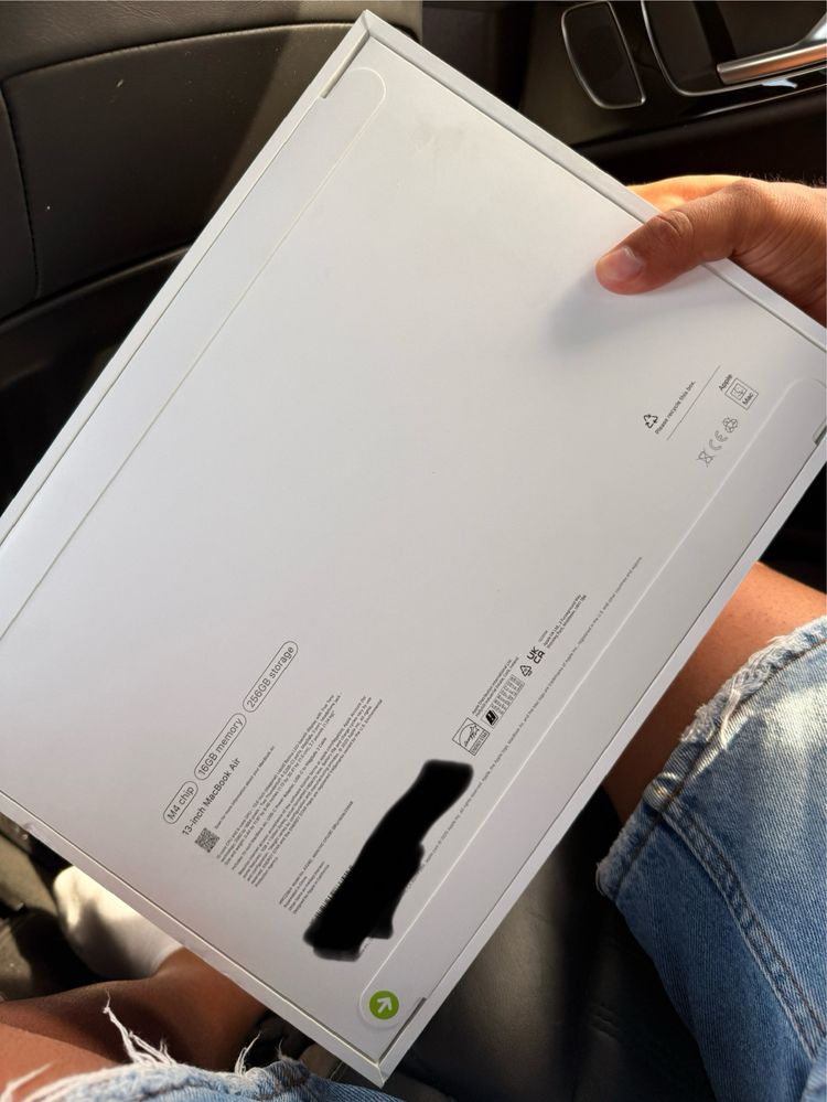 Macbook air M4  nou nout