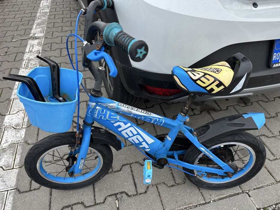 Bicicleta de copii cu roti ajutatoare