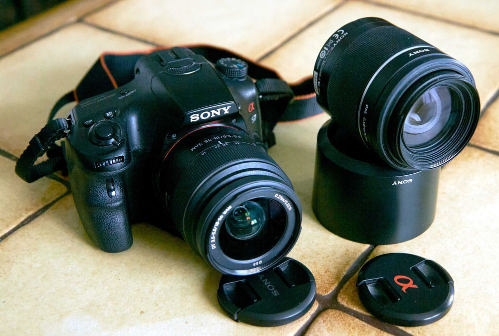 Camera foto Sony SLT A57 + obiective