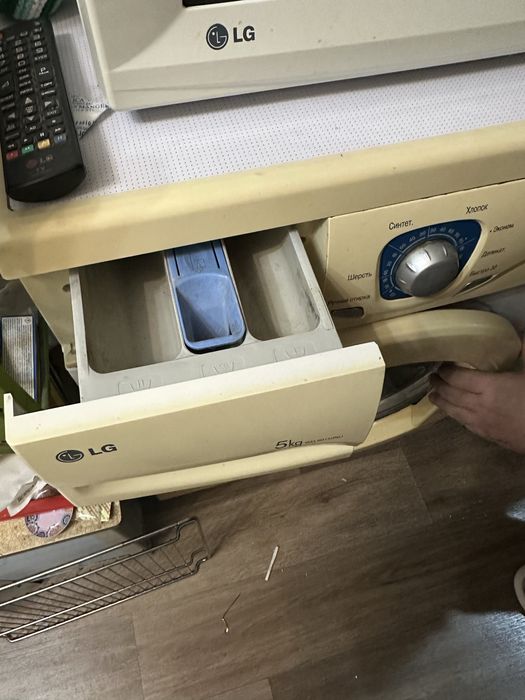 Продам стиральную машину