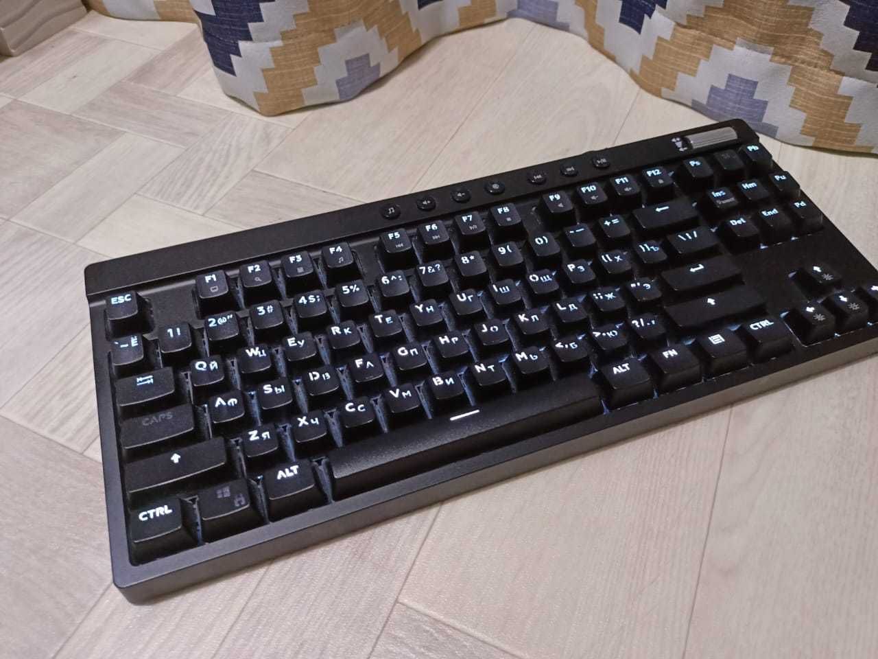 Игровая клавиатура Dexp Intension