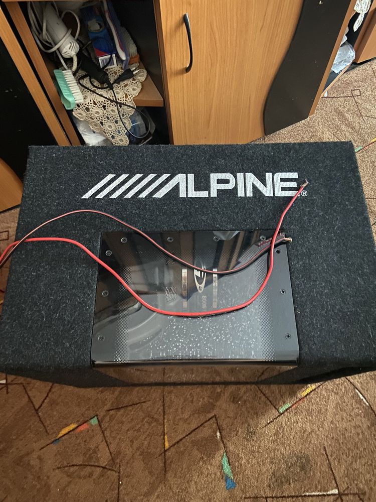 Vand Subwoofer Auto Alpine 800w