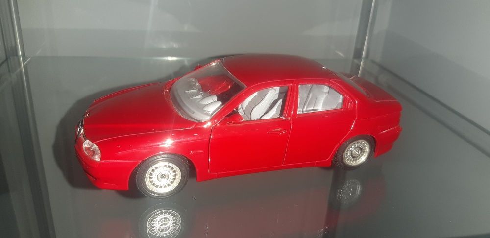 Diecast 1:24/ Метални коли