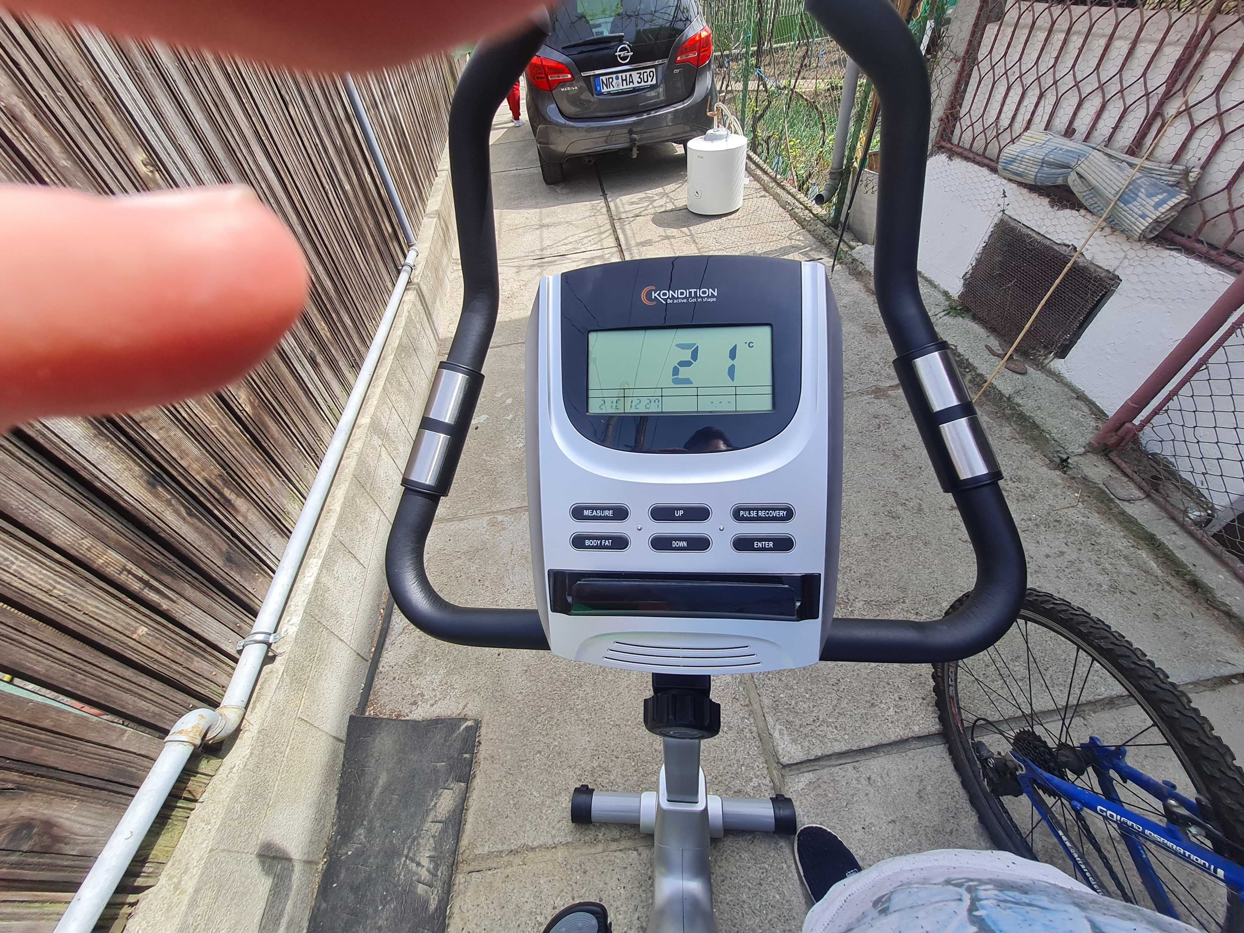 Vand bicicleta fitness Kondition BMG 5700 Magnetica