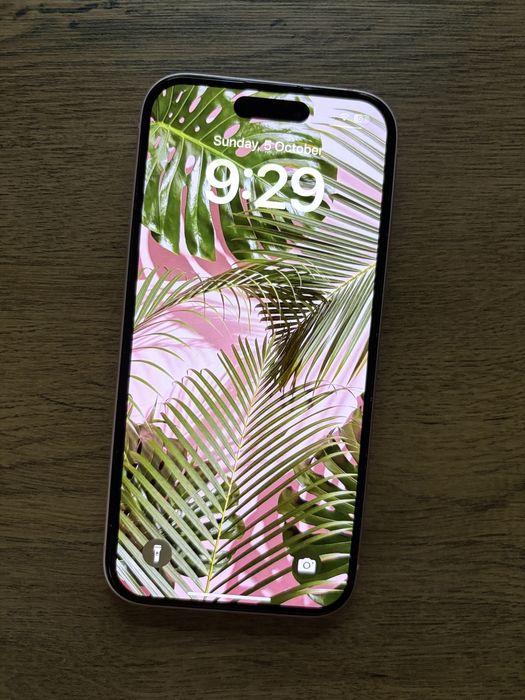 Продавав iphone 15 pink