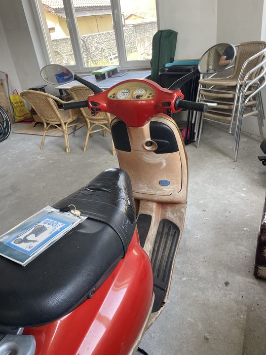 Piaggio vespa et 2 49cm 2002