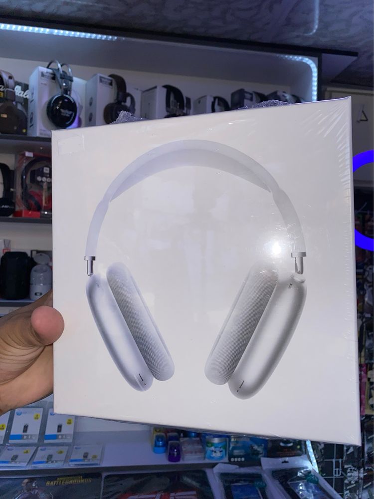 Airpods Max American