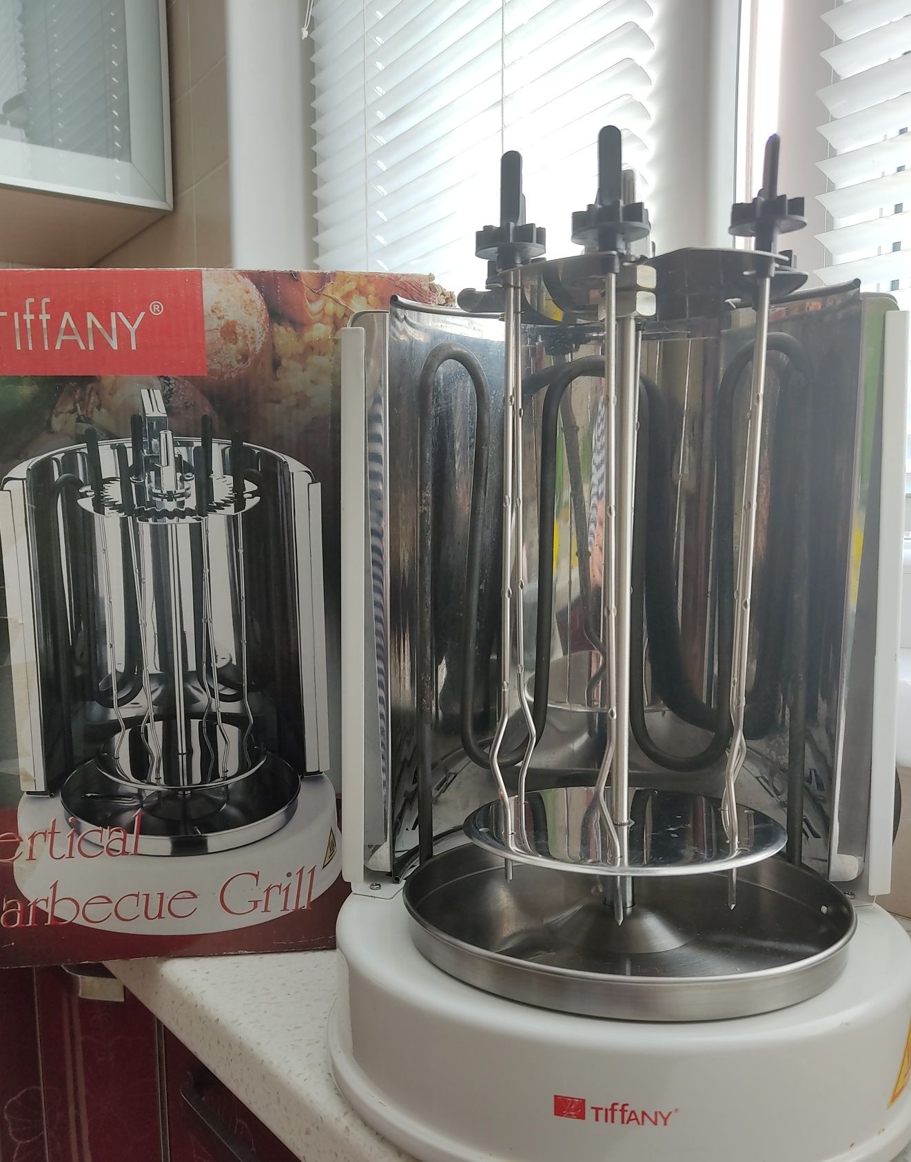 Продам электрошашлычницу