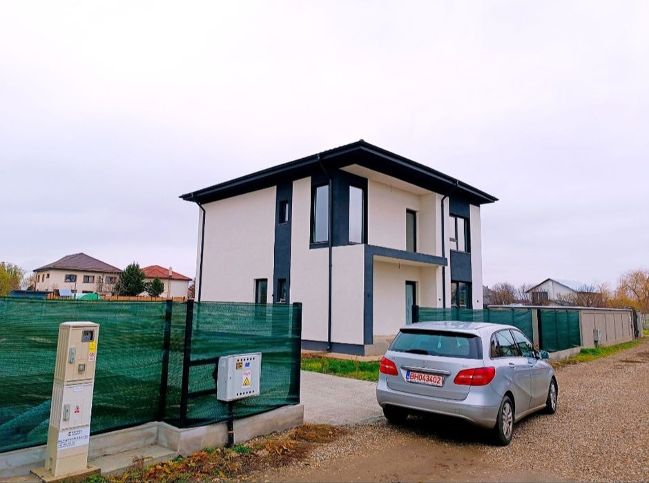 Vila Superba in Corbeanca -Vând / Schimb cu Teren la Munte