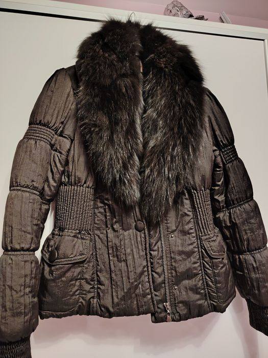 Яке със яка от естествен косъм! Като ново,