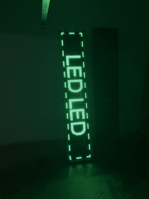 Elektron tablo sotiladi