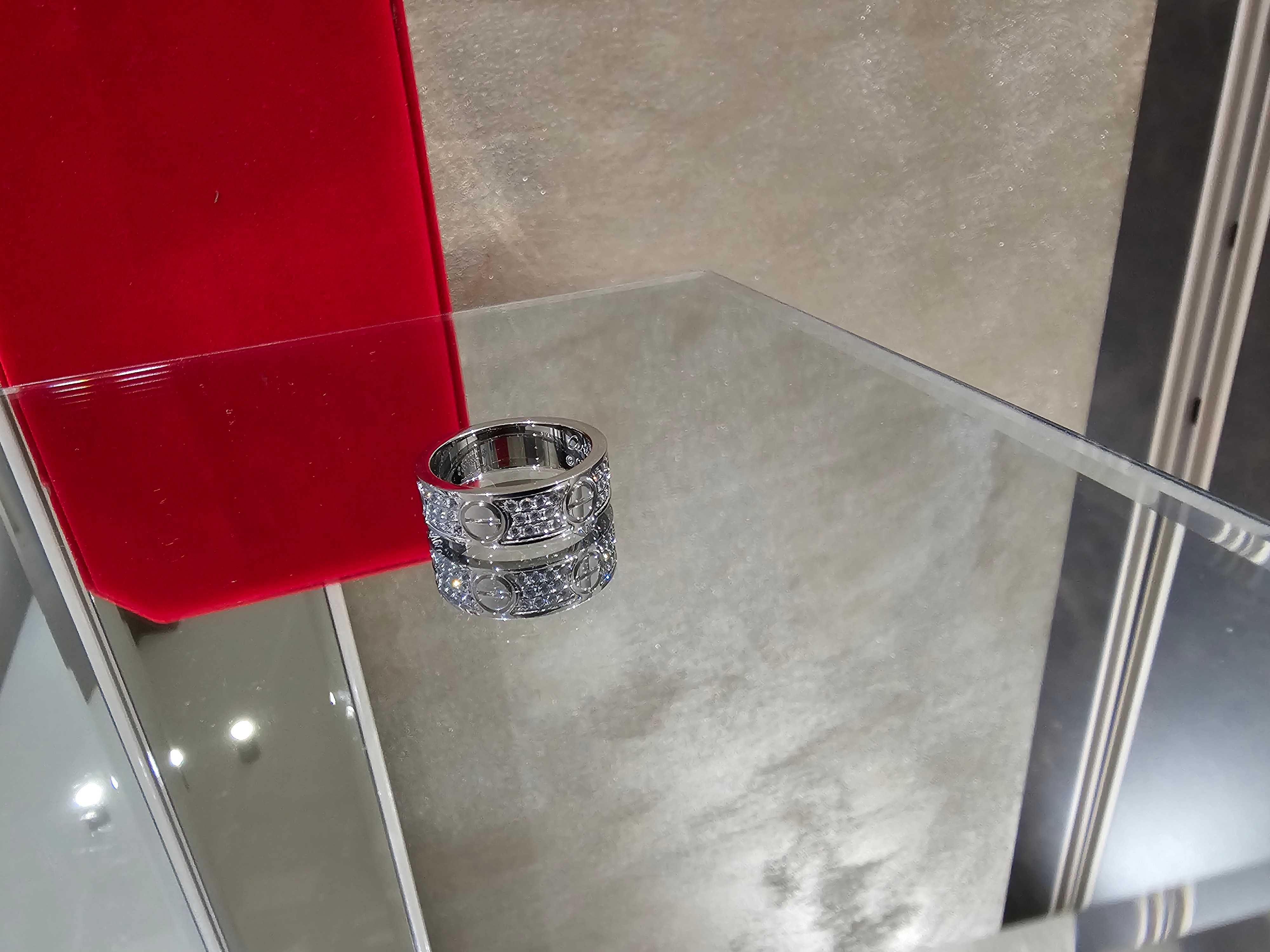 CARTIER Love Band White Gold Classic Model Paved Diamonds Пръстен
