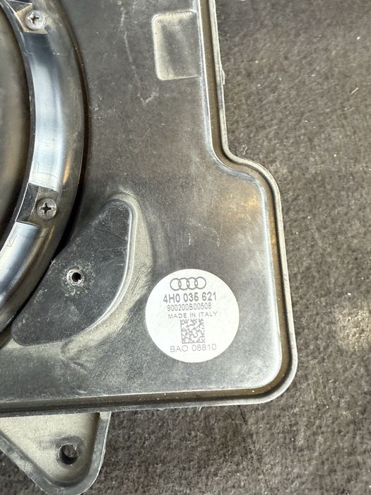 Бас колона буфер субуфер Audi A8 d4 4h обикновен 4h0035621