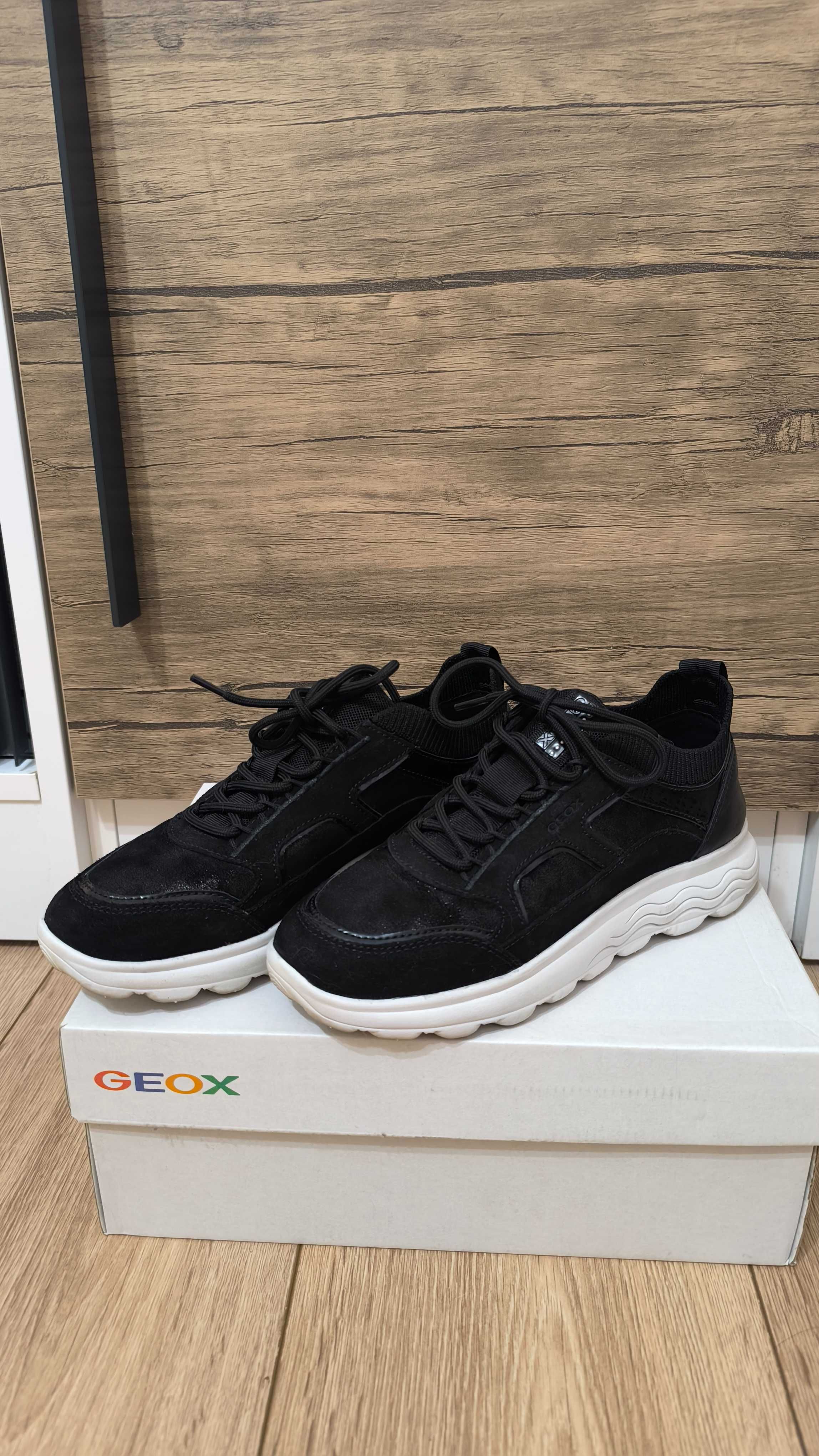 Дамски маратонки Geox