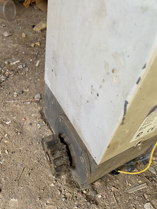 Движок на Откатные ворота