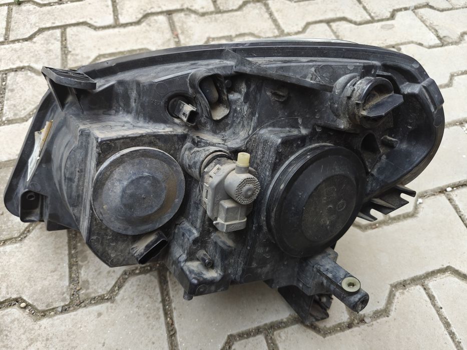 Vand far dreapta nissan qashqai j10 halogen