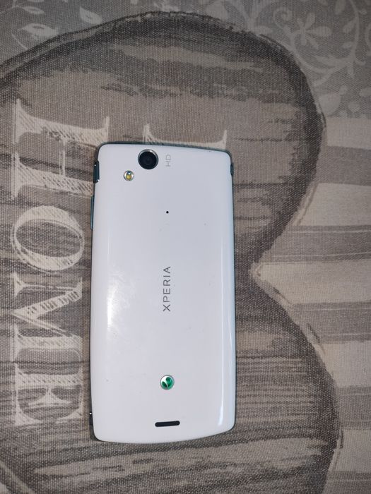 Telefon Sony Ericsson Xperia arc