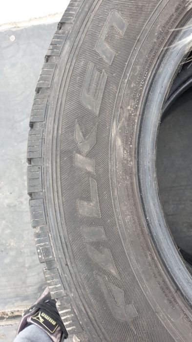 Гуми 215 65 16 С фалкен