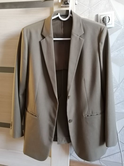 Продается женский пиджак