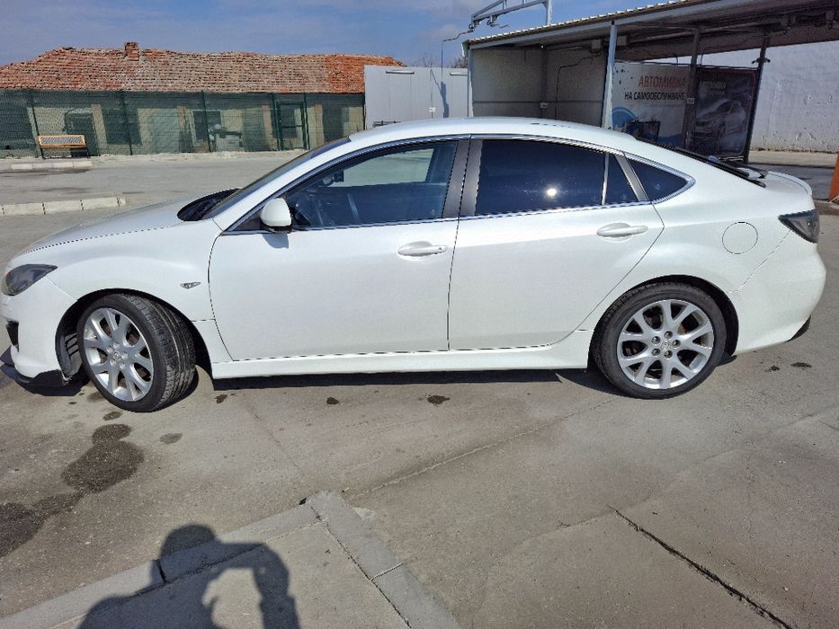 Мазда 6 2.0д 2009г.