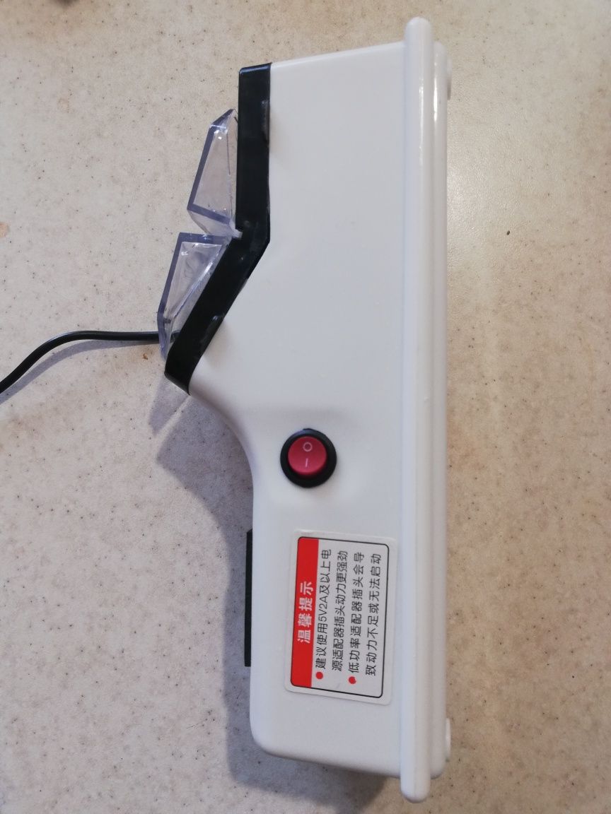 Электрическая точилка для ножей и ножниц