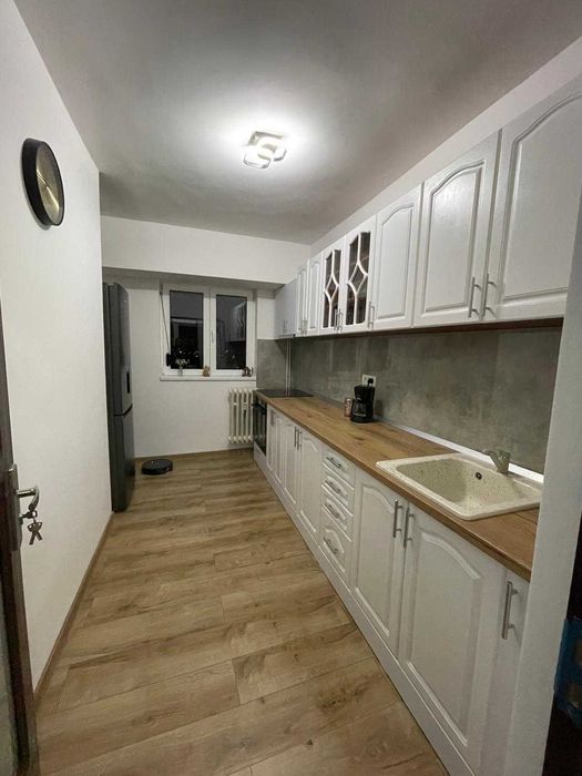 Apartament de inchiriat
