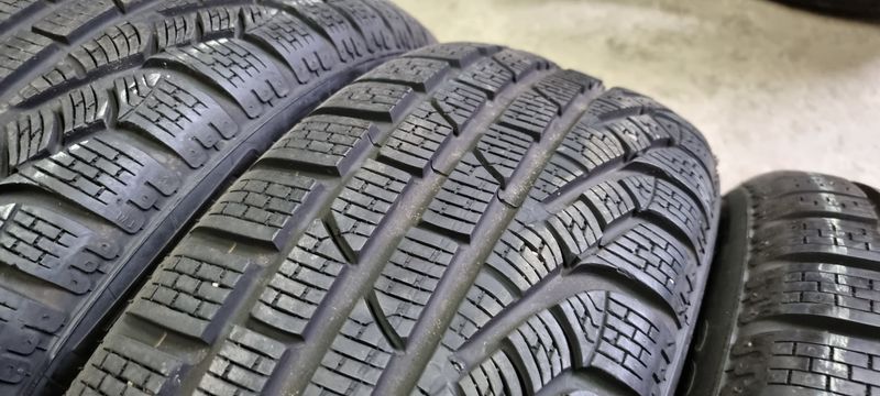 205/55/17 PIRELLI Runflat 4бр