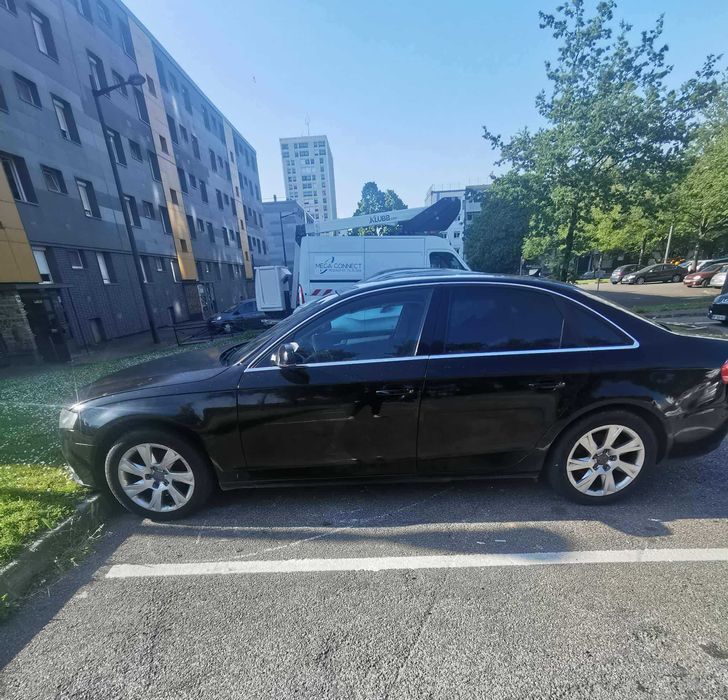 Audi a4 b8 2.0 143 2011