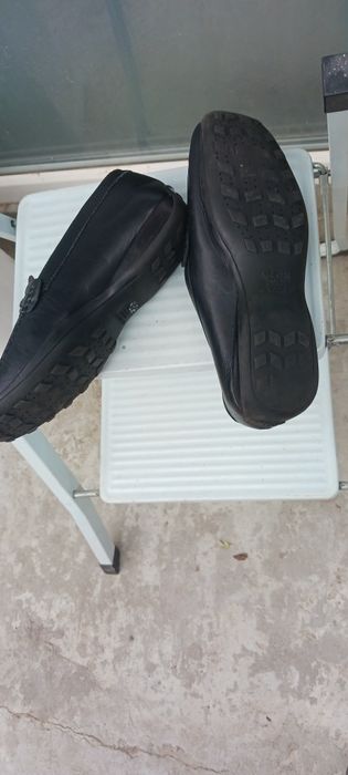 Vind pantofi bărbați nr 41  27 ,5 din piele naturala  Geox