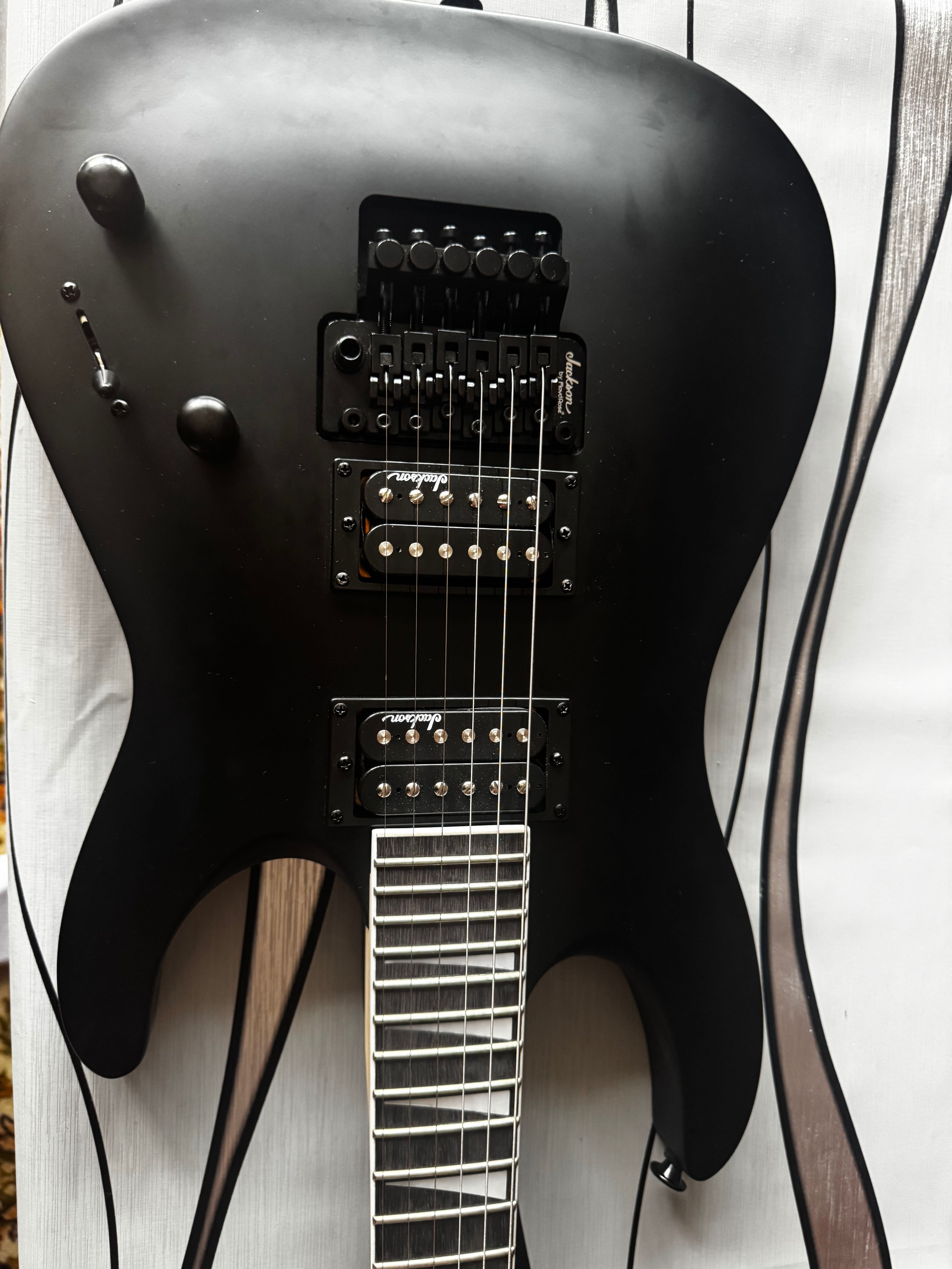 Jackson JS Series Dinky JS32 DKA Satin Black Електрическа китара