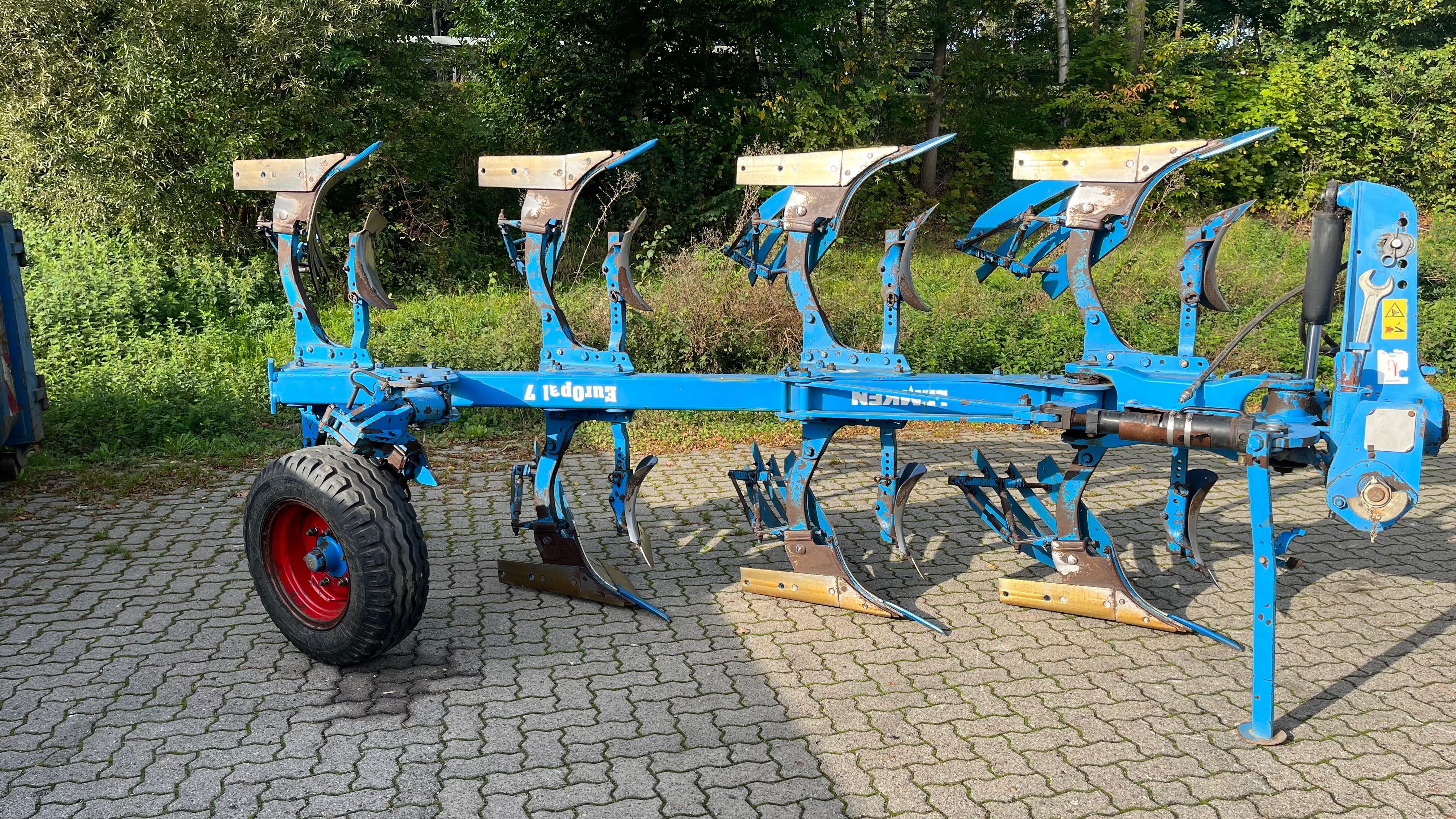 Lemken Europal 7. Омоч, плуг Case, Claas, John Deere, Belarus tortadi