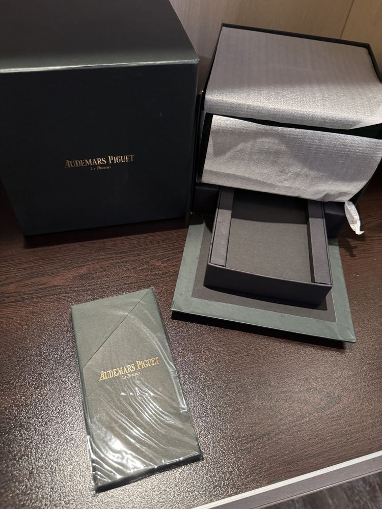 Audemars piguet часовник